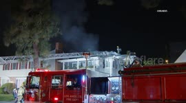 US, Los Angeles: Leimert Park Residential Fire