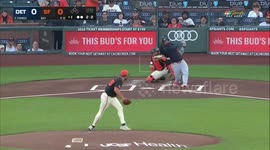 Jung Hoo Lee scores in Giants' 6-4 win over Tigers