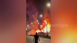 Truck carrying gas cylinders explodes in Mumbai