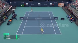 Paolini eases past Linette to become first Italian woman in Miami semis