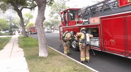 US, Los Angeles: Burbank House Fire