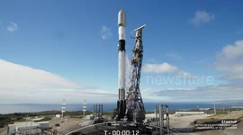 US: SpaceX Launches Record-Tying 27 Starlink Satellites from Vandenberg