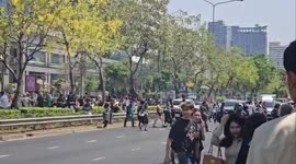 Evacuations and panic in Bangkok due to powerful Myanmar earthquake