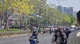 Newsflare Edit - Evacuations and panic in Bangkok due to powerful Myanmar earthquake