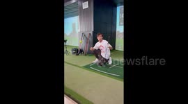 Thailand: People Flee Outside After M7.7 Quake Strikes Bangkok 4