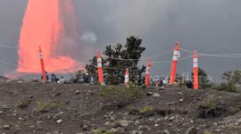 US: Kilauea’s Spectacular Lava Fountains Attract Onlookers in Hawaii