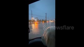 US: Flash Flood Strikes South Texas, Cars Stranded in Floodwater 3