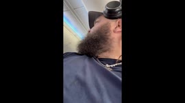 Passengers Spar On Flight Over Body Size