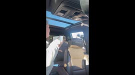 Nanny Screams At Safari Park