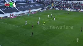 Gyokeres scores twice from the penalty spot as Sporting CP beat nine-man Estrela Amadora 3-0