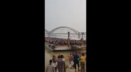 Myanmar earthquake victims flee disaster on barge