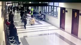 Heroic nurse rushes to save toddler choking at Chinese hospital