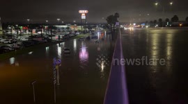 Cars stranded in floods amid heavy rain in San Juan, Texas