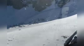 Spain: Rescuer Saves Injured Climber in Peña Ubiña