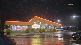US, Los Angeles: San Fernando Valley Overnight Rain