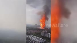 Malaysia: A huge fire breaks out at a petrol station in Putra Heights, Malaysia
