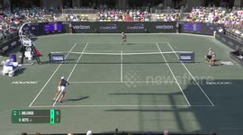 Keys unlocks 20th win of year at Charleston Open