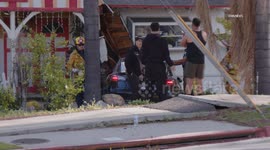 US, Los Angeles: Porter Ranch Tesla Vs House