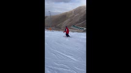 Skiing accident caught on video in Erzurum, Türkiye