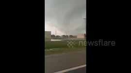 US: Massive Tornado Touches Down in Northeast Arkansas 2