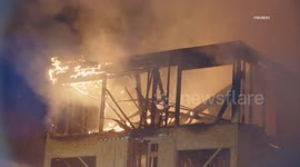 US, Los Angeles: Westlake Structure Fire