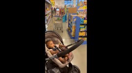 Awesome dad sharpens up baby's decision-making skills by making her choose between two cute toys