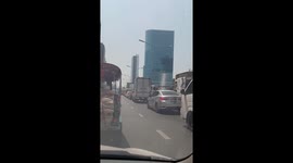 Road shakes in Bangkok during earthquake carnage