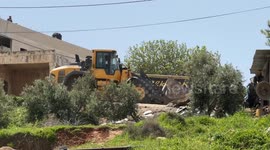 Israel: Israeli forces demolish Palestinian home in East Jerusalem