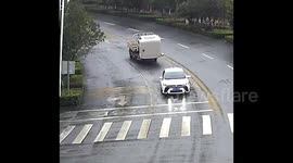 Truck's cab flips over - unsighted driver crashes into tree
