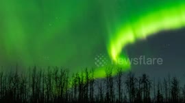 US: Frozen beauty of Alaska under Northern Lights