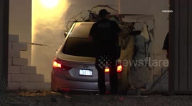 US, Phoenix: Tempe Car Crashes Into Building
