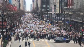 US: Thousands attend