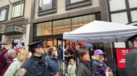 Thousands join anti-Trump protest in New York, USA