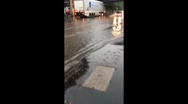 Morning downpour in the Southside of Glasgow