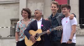 Mayor Sadiq Khan takes selfies with the Vamp