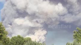 'Sand' wildfire smoke plume filmed from Santa Clarita, CA FS700 V19798