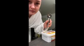 Icy betryal: New ice cream scooper from Temu fails its first mission