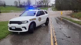 US: Flooding Overwhelms Southeast Missouri Roads After Heavy Rain