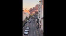 Massive Fire Destroys Paris Waste Sorting Center Near Palais de Justice