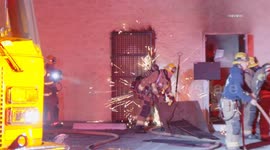 US, Los Angeles: Walnut Park Commercial Structure Fire