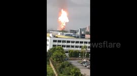 Malaysia: Gas Pipeline Fire Erupts in Puchong, Prompting Evacuations 6