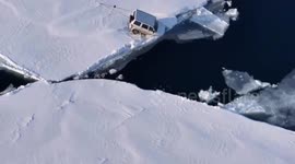 SUVs stranded on ice floe spark recovery efforts in Magadan, Russia