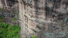World's ‘most inconvenient convenience store’ hangs off side of cliff in China