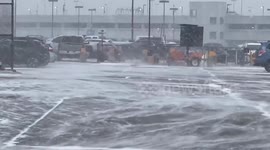 US: Winter Comes Back to Rochester With Snow Showers