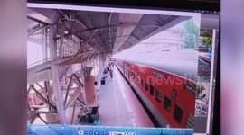 Brave cop leaps into action as passenger slips through platform gap, prevents tragedy