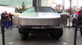 US: Tesla shares soar 22.6% as Trump grants tariff pause