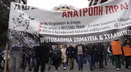 Greece: Greece grinds to halt as thousands take to streets demanding higher wages