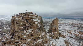 Türkiye: Snowfall transforms Türkiye's Cappadocia into winter wonderland