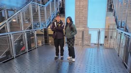 US: National Siblings Day Celebrated at the Empire State Building
