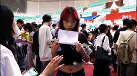 China: The 2025 College Graduates Employment Fair Held in Yichang